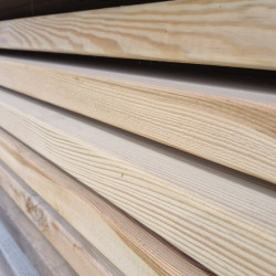 Planed plank 45x220 4,8 m