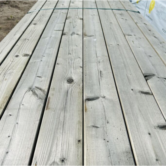 Planed pressure-treated C24 timber 45х120х3,9 m